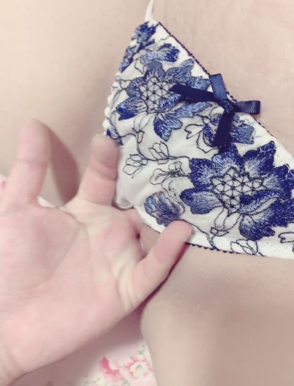 嫁のおパンツ | パンチラ大好き