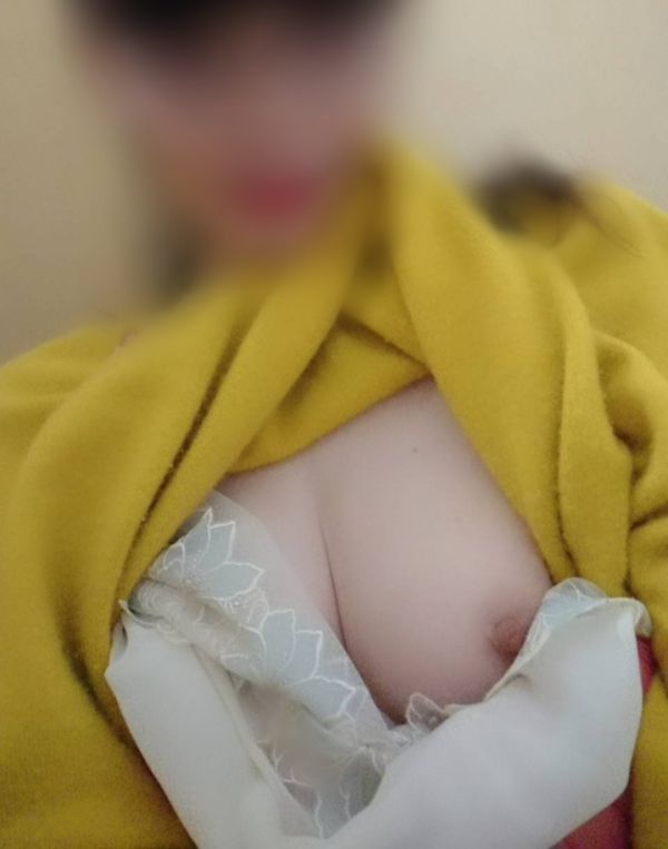 チョロだし | おっぱい見せて