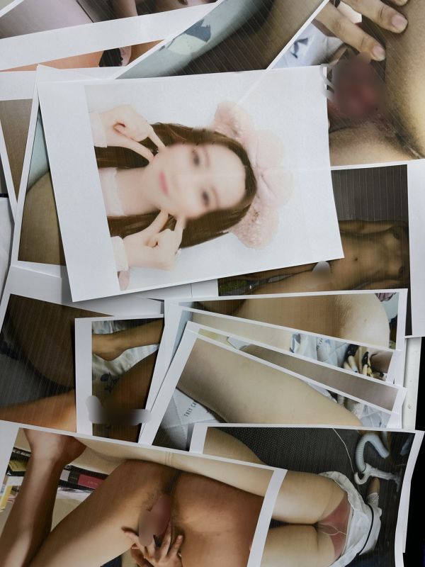 公衆トイレに晒してます笑 | 今日のオナネタ