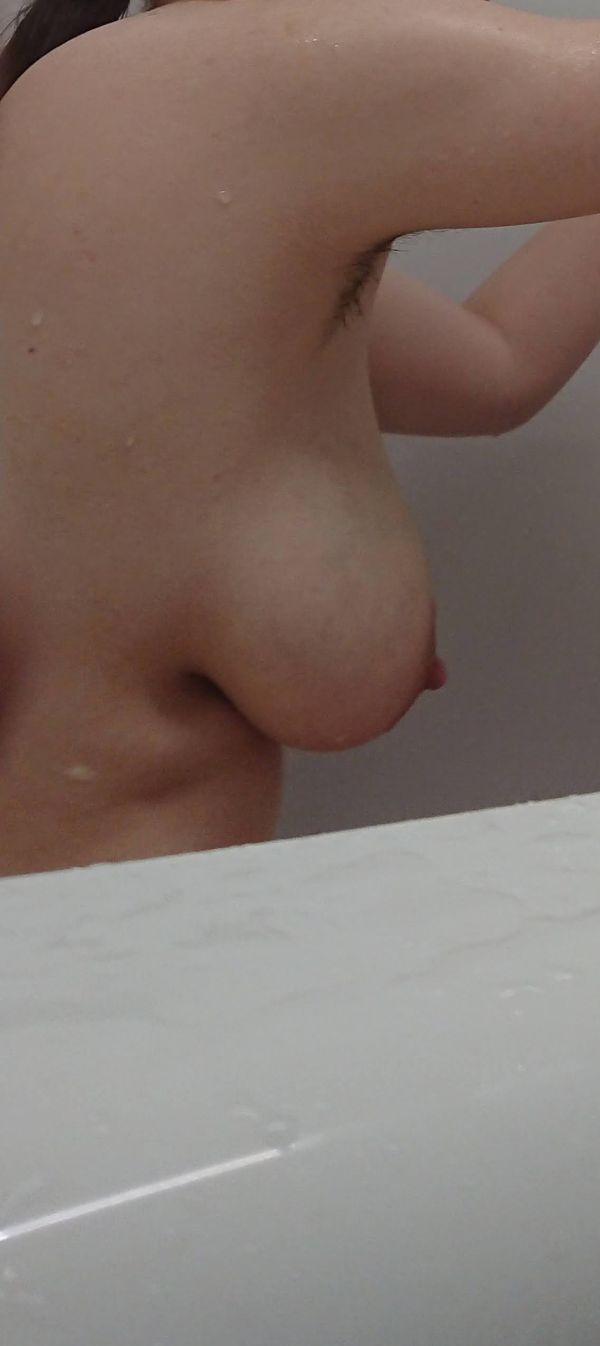 よこちちw | おっぱい見せて