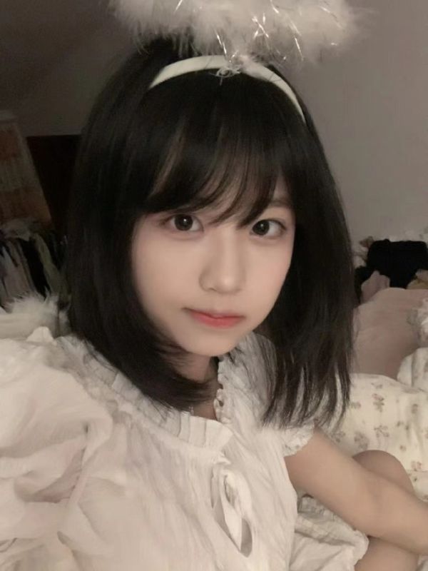 一人で家にいるのは寂しいです一緒にお医者さんごっこしてくれませんか？L.I.N.E ID:49sv | えっちな乳輪